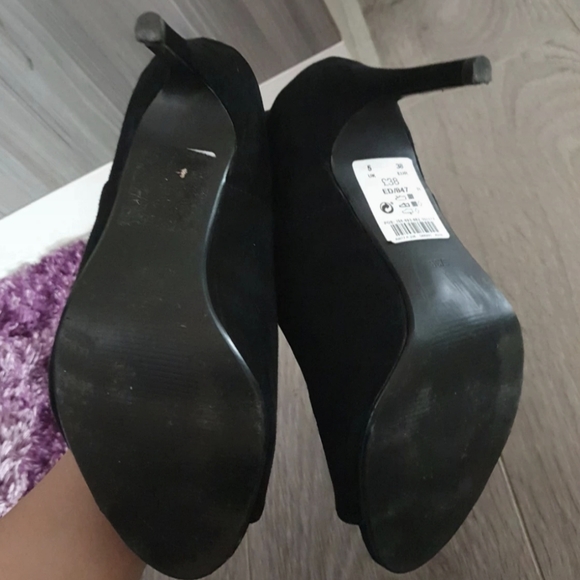 New Open toe heeled boots - Picture 3 of 5